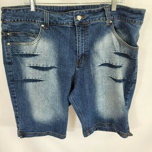 Crest Jeans Plus 21/22 Denim Stretch Shorts 41" x 11 1/2" Blue Distressed